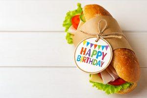 بسته بندی ساندویچ برای تولد